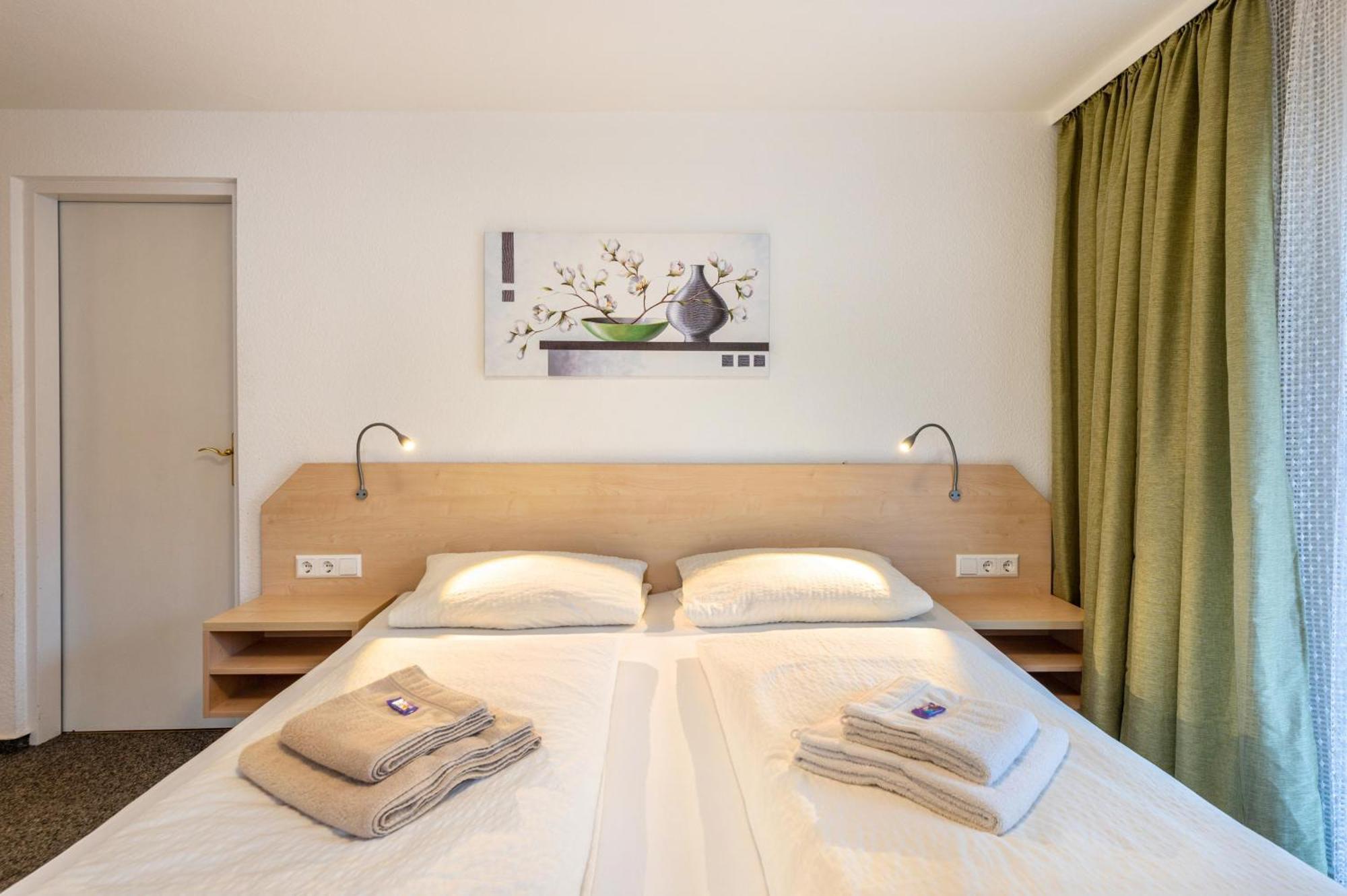 Gaestehaus Kunkelmann Mit Sauna โฮเคนชวันด์ ภายนอก รูปภาพ