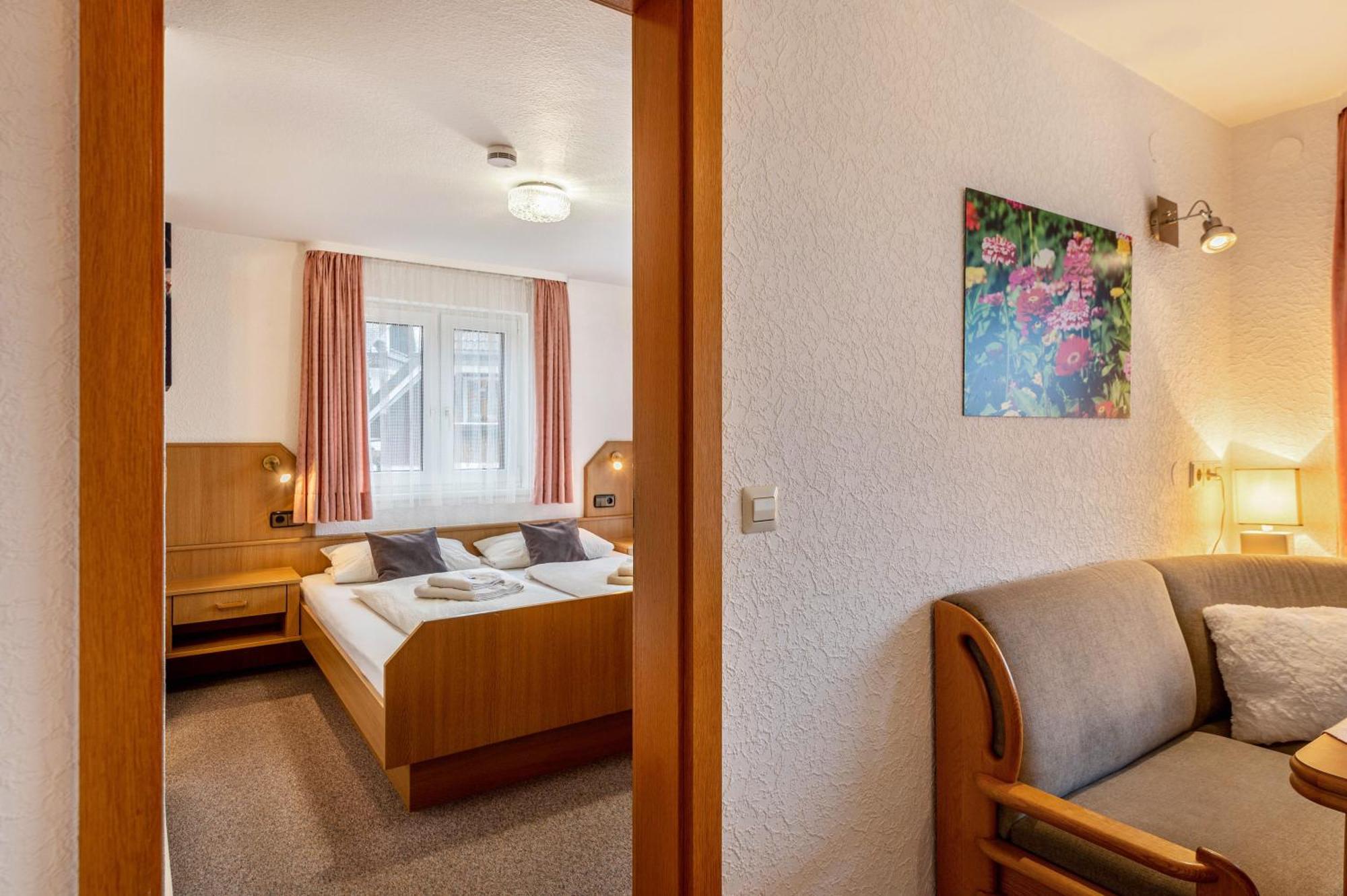 Gaestehaus Kunkelmann Mit Sauna โฮเคนชวันด์ ภายนอก รูปภาพ